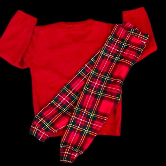 2 Piece Set Size 18-24M Red Reindeer Sweater and Plaid Leggings - Picture 2 of 5